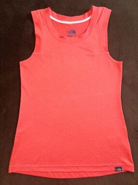 The North Face FlashDry Tank Top Women's XS Coral Pink Moisture Wicking